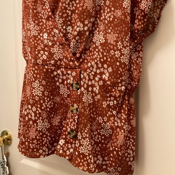 Floral Blouse - Picture 3 of 3